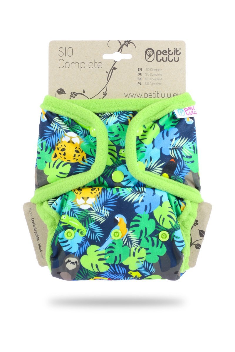 Petit LuluSnap In One (SIO) Complete Nappy - One SizeColour: Rainbow StarsSize: One Sizereusable nappiesEarthlets